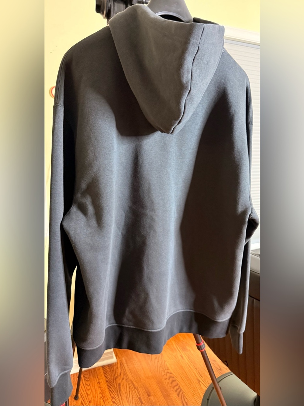 GORGEOUS JORDAN HOODIE!!! - Picture 4 of 6